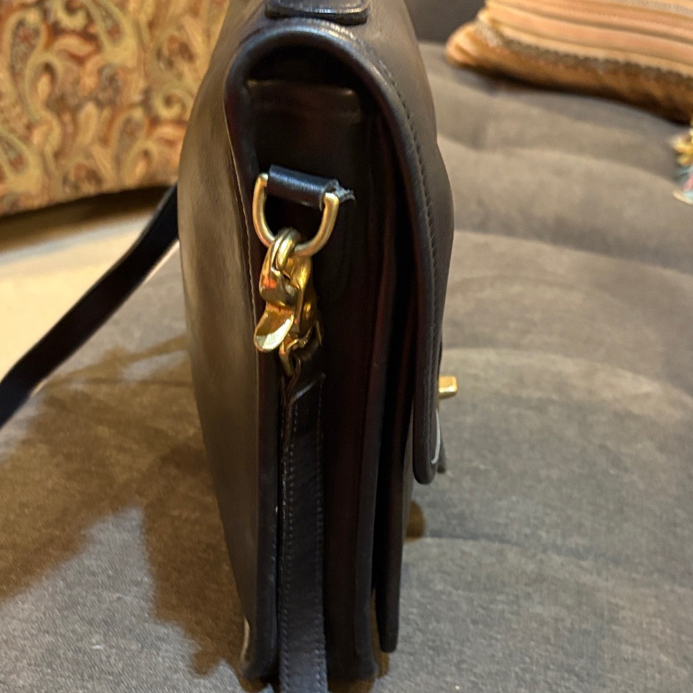 Vintage Coach Station Bag - Picture 5 of 7